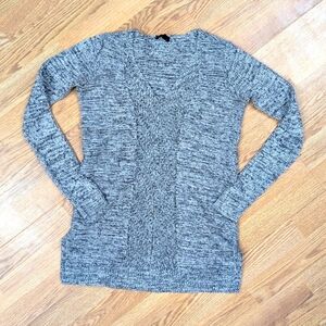 Dynamite Heathered Grey Monochrome Knit Top